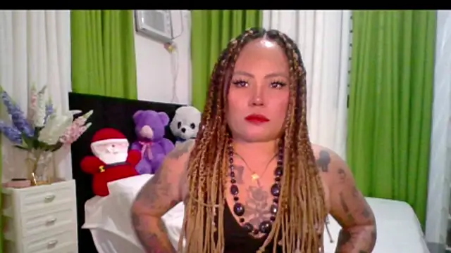 Snapshot of EstellaStarXxx chatting on November 10, 4:50 pm EstellaStarXxx online show from November 10, 4:50 pm