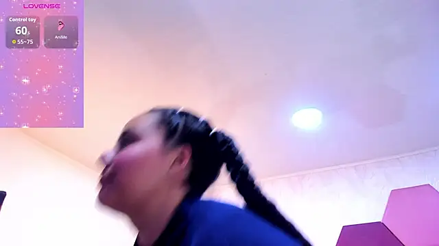 ArielleWilde online show from November 23, 2:44 am