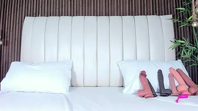 SandraMilerr online show from October 31, 4:13 am