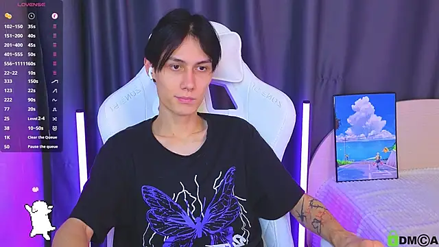 bd black online show from December 2, 11:34 pm