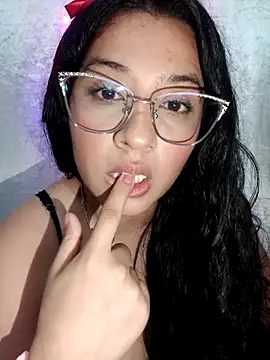 Snapshot of VALENTINA_ROUSE_ chatting on March 5, 2:07 am VALENTINA ROUSE online show from March 5, 2:07 am