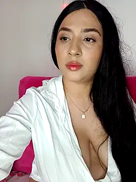Snapshot of VALENTINA_ROUSE_ chatting on April 5, 8:39 pm VALENTINA ROUSE online show from April 5, 8:39 pm