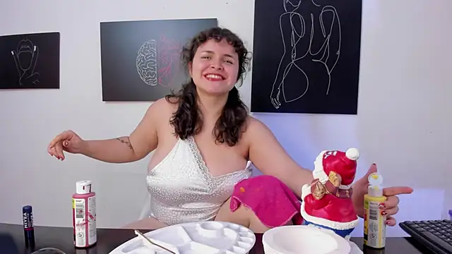 SeleneLuminari8 online show from December 3, 6:06 pm