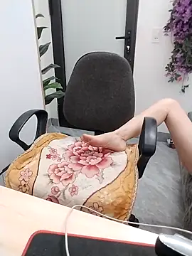 Mina luna online show from October 13, 9:09 am