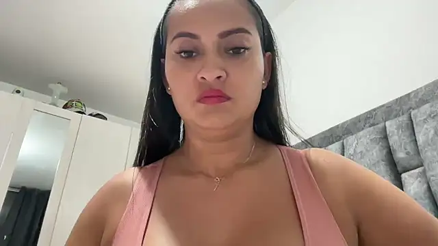 Sophia copper online show from September 23, 4:04 am