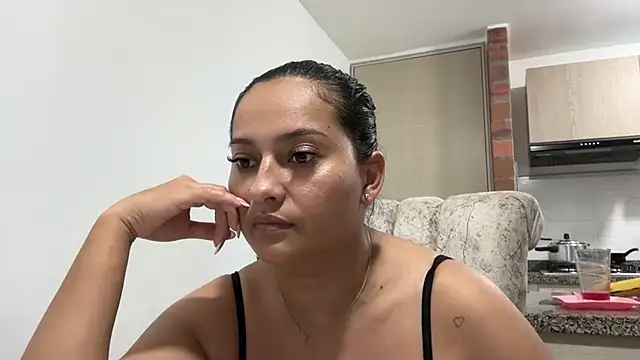 Sophia copper online show from October 17, 3:42 am