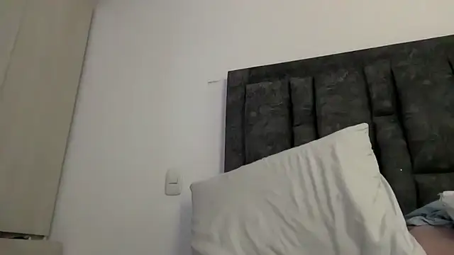 Sophia copper online show from October 18, 3:42 am