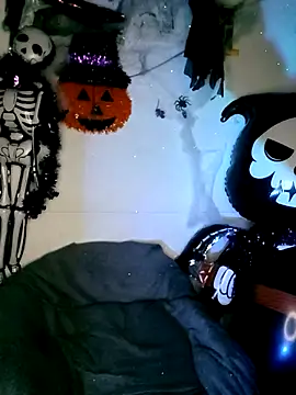 Snapshot of venusobryan_55 chatting on October 11, 10:30 pm venusobryan 55 online show from October 11, 10:30 pm