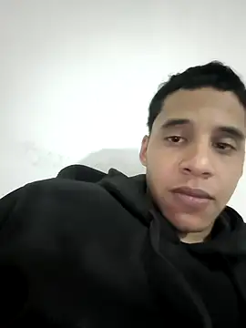 Snapshot of Grasonxxx chatting on April 3, 3:04 am Grasonxxx online show from April 3, 3:04 am