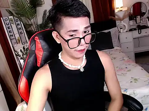 drinkmycumx online show from January 13, 9:14 am