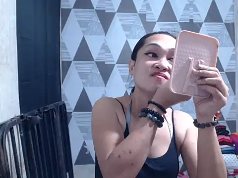 Wiynwyn Delamerced1989 online show from April 22, 10:11 pm