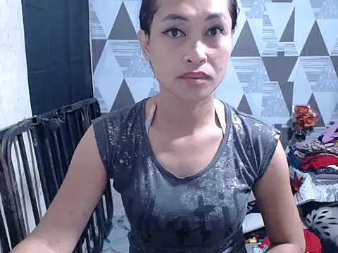 Wiynwyn Delamerced1989 online show from May 8, 9:31 pm