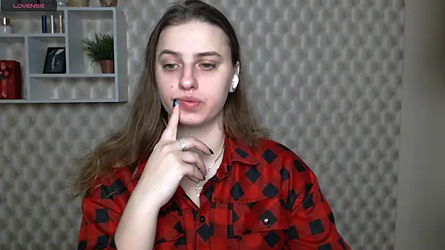Snapshot of AmandaDimond_ chatting on February 13, 6:09 am AmandaDimond online show from February 13, 6:09 am