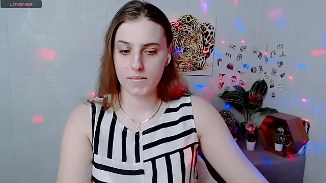 Snapshot of AmandaDimond_ chatting on February 21, 1:56 pm AmandaDimond online show from February 21, 1:56 pm