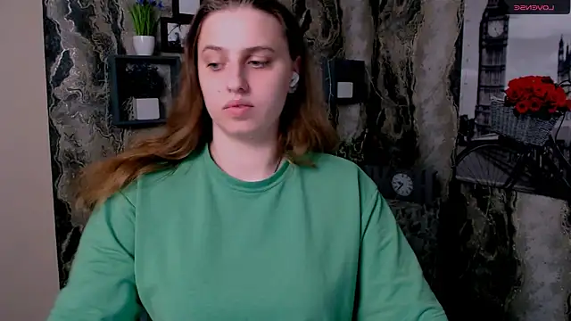 Snapshot of AmandaDimond_ chatting on April 23, 9:08 am AmandaDimond online show from April 23, 9:08 am