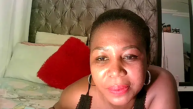 Pookie1990 online show from October 25, 3:51 pm