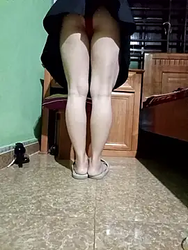 SexyQueen99 online show from January 12, 9:42 pm