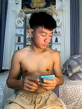 Snapshot of xshyboyx chatting on September 24, 3:21 am xshyboyx online show from September 24, 3:21 am