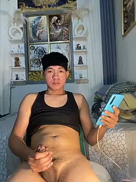 Snapshot of xshyboyx chatting on September 26, 3:10 am xshyboyx online show from September 26, 3:10 am