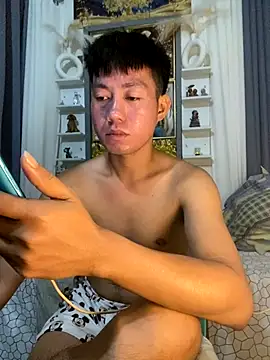 Snapshot of xshyboyx chatting on September 27, 11:37 am xshyboyx online show from September 27, 11:37 am