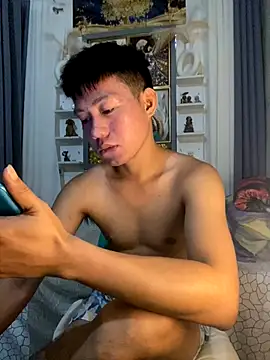 Snapshot of xshyboyx chatting on September 28, 3:56 am xshyboyx online show from September 28, 3:56 am