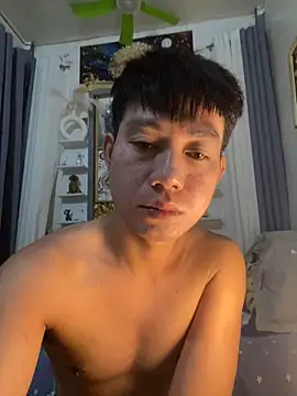 Snapshot of xshyboyx chatting on October 8, 3:53 pm xshyboyx online show from October 8, 3:53 pm