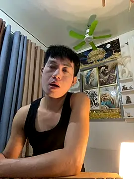 Snapshot of xshyboyx chatting on October 22, 10:04 am xshyboyx online show from October 22, 10:04 am