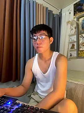 xshyboyx online show from January 8, 2:58 am