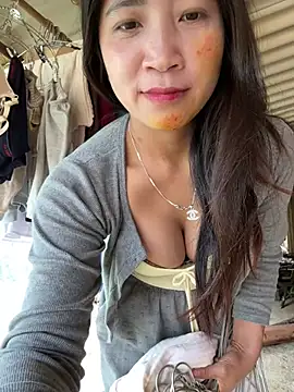 ThiHa003 online show from February 22, 4:35 am