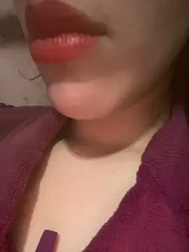 Snapshot of Mimisixo chatting on April 12, 6:57 pm Mimisixo online show from April 12, 6:57 pm