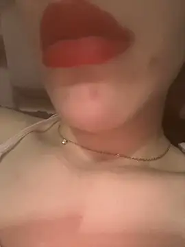 Snapshot of Mimisixo chatting on May 26, 4:58 pm Mimisixo online show from May 26, 4:58 pm
