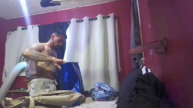 Cnutt310 online show from October 16, 2:18 pm