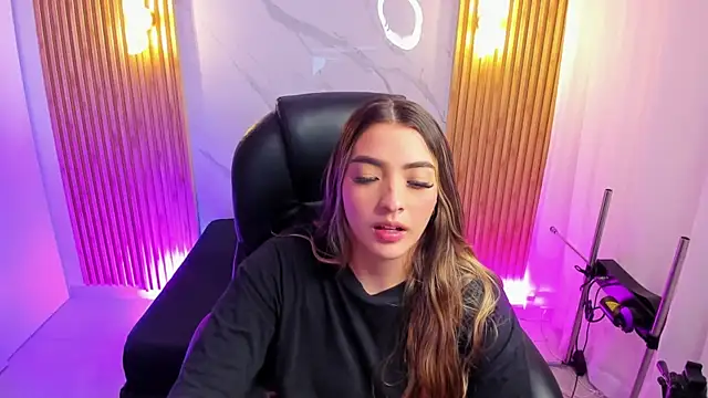 KYLIE JONES6 online show from November 10, 3:05 am