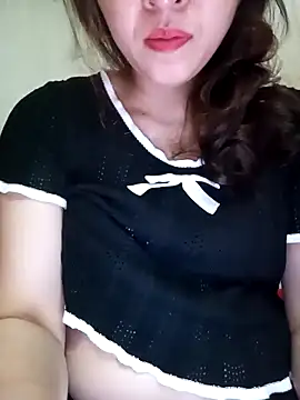 Snapshot of Ariana-Vy chatting on March 22, 7:28 pm Ariana-Vy online show from March 22, 7:28 pm