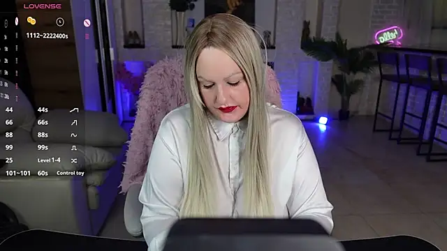 MariemLui online show from May 4, 3:52 pm
