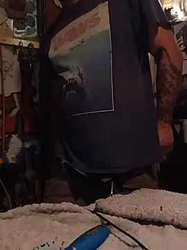 Twoslipperywhenwett online show from November 12, 8:52 pm