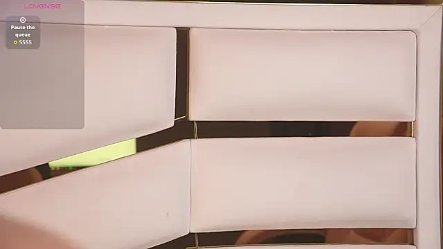 ambar rosse25 online show from March 25, 11:38 am