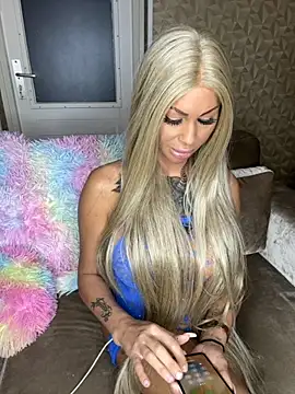 dutchbarbie online show from October 18, 5:03 pm