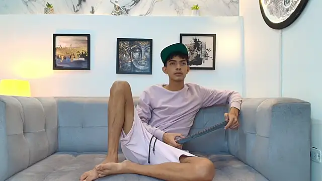 PRETTY SEX1 online show from December 15, 1:37 pm