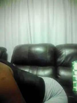 Snapshot of CharlotteXXX chatting on March 1, 7:05 pm CharlotteXXX online show from March 1, 7:05 pm