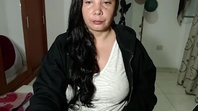 Vivian milf paint online show from September 25, 3:10 am