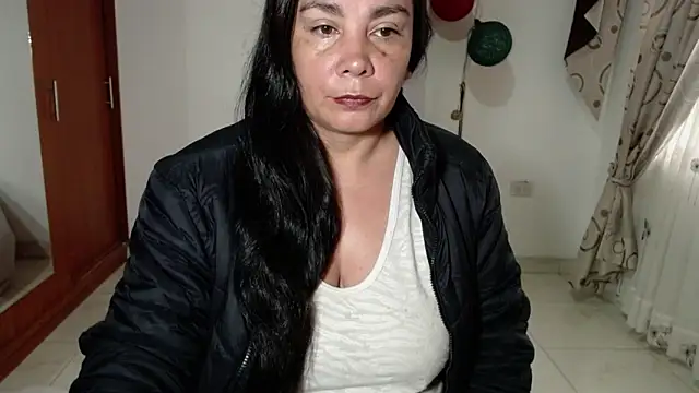 Vivian milf paint online show from October 26, 11:27 am