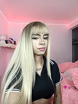 Snapshot of annie_thomson00 chatting on January 8, 12:57 am annie thomson00 online show from January 8, 12:57 am