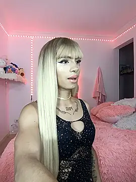 Snapshot of annie_thomson00 chatting on January 16, 1:31 am annie thomson00 online show from January 16, 1:31 am