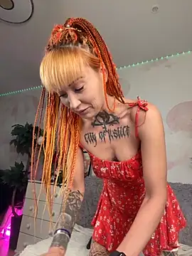 Snapshot of Lets_Fun chatting on October 11, 11:14 pm Lets Fun online show from October 11, 11:14 pm