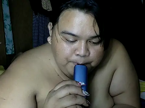 Snapshot of Naughty_alfrea chatting on January 13, 9:36 am Naughty alfrea online show from January 13, 9:36 am