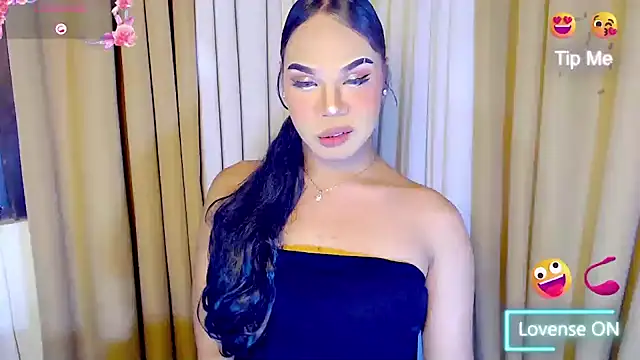 Snapshot of Dream_Mistress chatting on October 12, 6:12 am Dream Mistress online show from October 12, 6:12 am