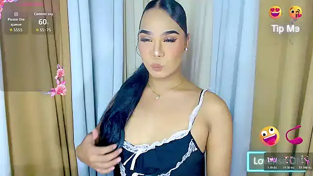 Snapshot of Dream_Mistress chatting on October 31, 8:26 am Dream Mistress online show from October 31, 8:26 am