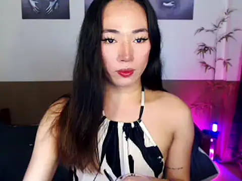 Snapshot of Spicy_kinky chatting on May 9, 12:32 pm Spicy kinky online show from May 9, 12:32 pm