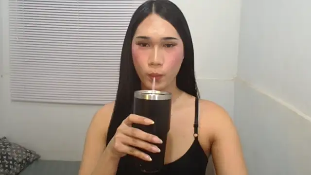 Leighs Celine online show from March 26, 5:40 pm